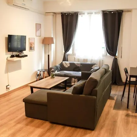 Apartment 2 Pieces - Centre - Proche Gare Et Plage *